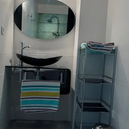 Villa 300m2 Piscine Chauffee Et Jacuzzi-spa De Nage